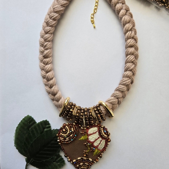 Handembroidered Heart Necklace - Picture 2 of 4